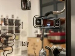 Bezzera CREMA PM PID, 2-Kreis Siebträger Espressomaschine -Kaffeegetränkeladen Bezzera Crema PID Front nah 1280x1280