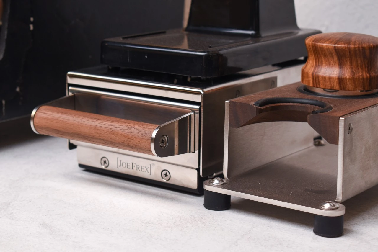 Dxmini Sudschublade/Abklopfkasten Mit Holzgriff Walnuß - Joefrex 5 Dxmini Sudschublade/Abklopfkasten Mit Holzgriff Walnuß - Joefrex – Bild 3