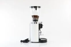 Mahlkönig E65S GBW Mühle Weiß - Gewichtsabhängiges Mahlen! -Kaffeegetränkeladen Mahlkonig E65S GBW Muhle weiss seitlich links 1280x1280
