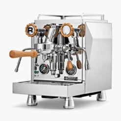 ROCKET Holzsiebträgerset - Made By Wiedemann -Kaffeegetränkeladen Rocket Giotto Cronometro R Olive U4A7854 1280x1280